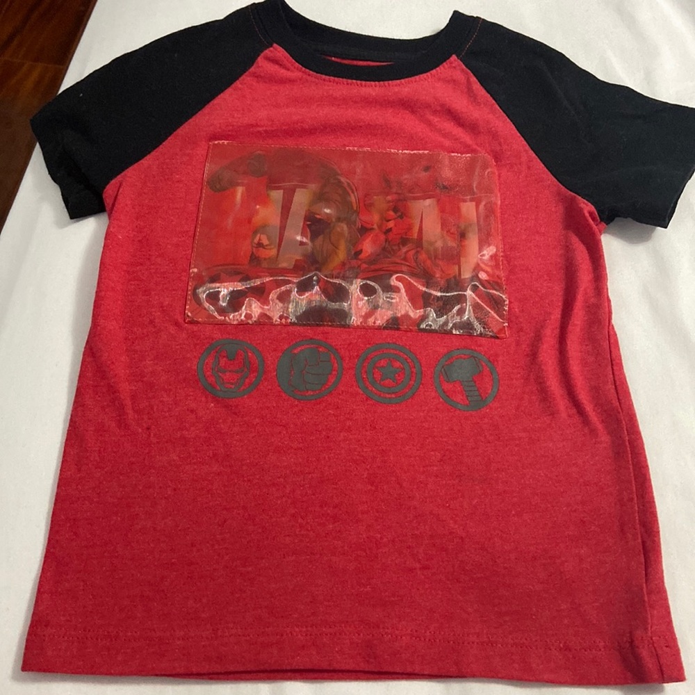 🟢10x$20 Marvel boys top